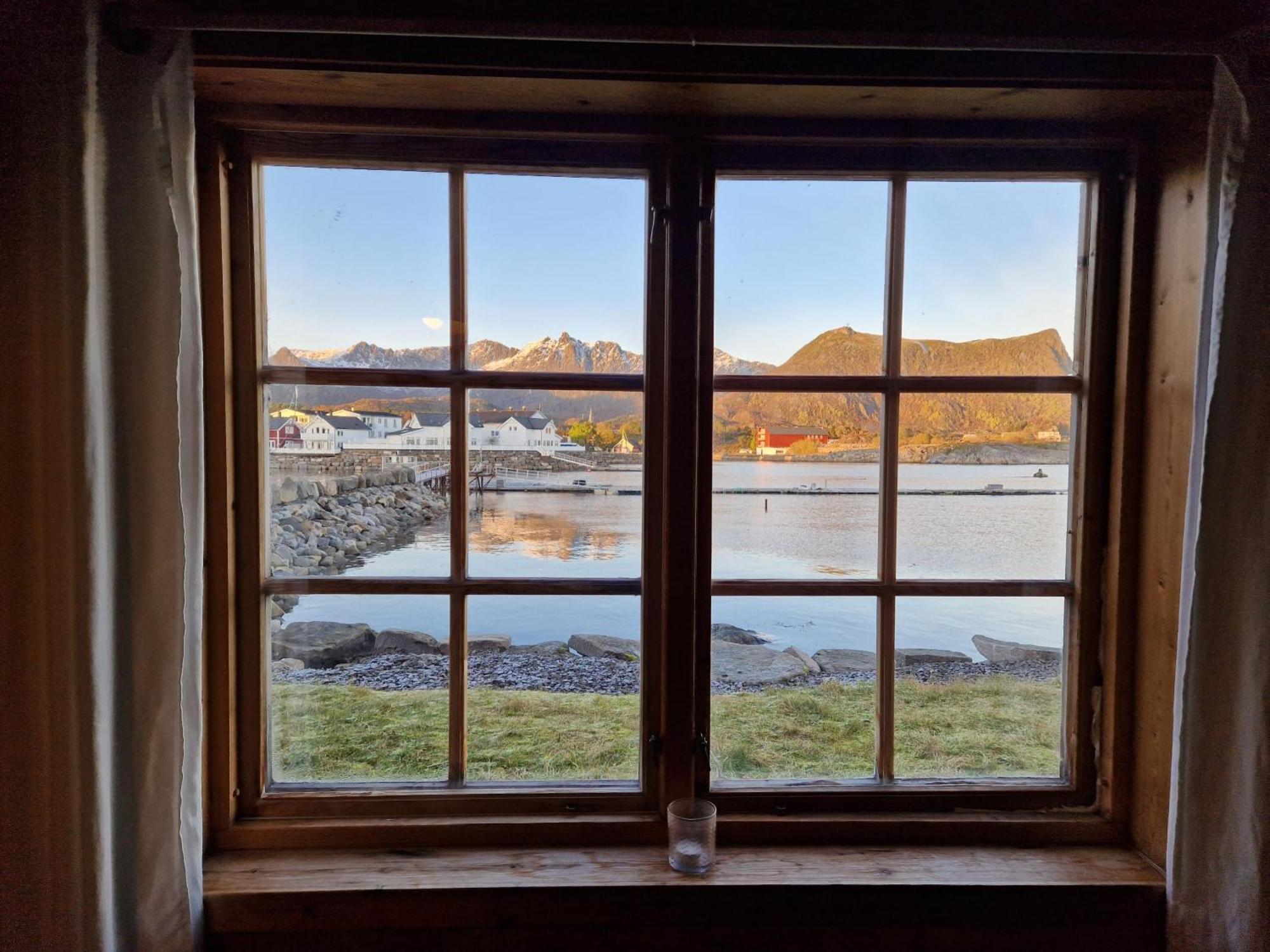 Hotel Statsbuene I Kabelvåg Exterior foto